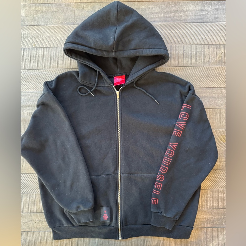 BTS X - Love Yourself World Tour Official Hoodie Men’s Size Medium
